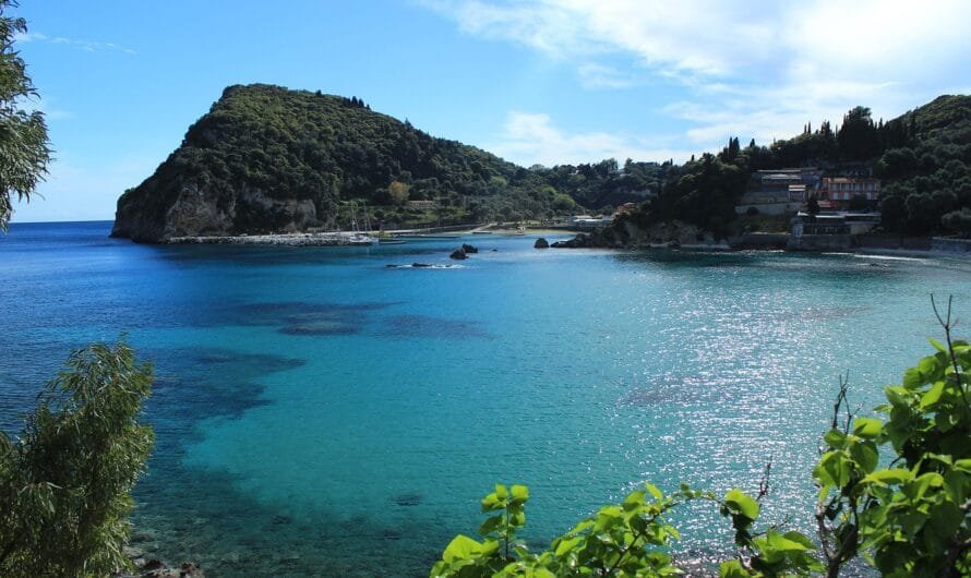 Остров Корфу, Греция: Ваш пропуск в мир зелени, бирюзовых волн и античных легенд